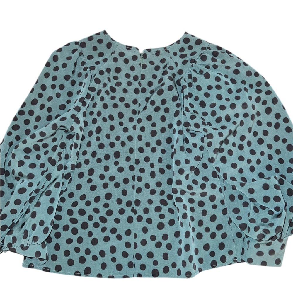 Who what wear brand size small long sleeve green and black polka dot shirt